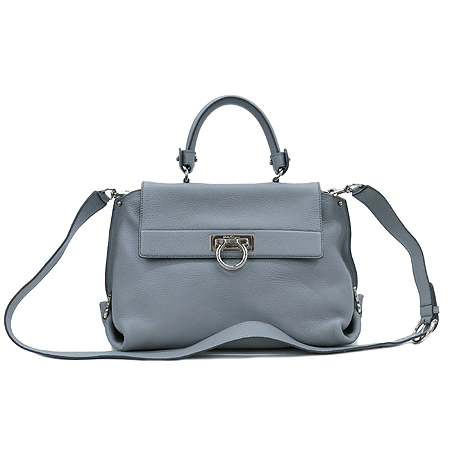 Ferragamo(��󰡸�) 21 A896 �׷��� ���� ���� ��ġ�Ϸΰ� ���Ǿ� 2WAY �̹���2 - ���̺��� �߰���ǰ