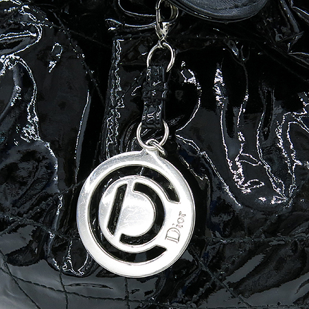 Dior(ũ����î���) M0104RSR ���� ���̴�Ʈ ���� ���� ü�� ����� �̹���3 - ���̺��� �߰���ǰ