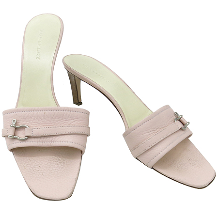 ������  ����