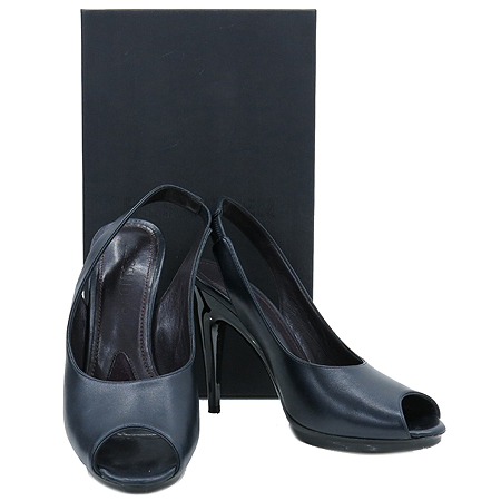 ������  ����