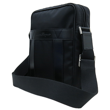 Ferragamo(��󰡸�) 24 5031 �к긯 ���� Ʈ���� ũ�ν��� �̹���2 - ���̺��� �߰���ǰ