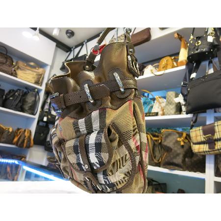 Burberry(������) ���üũ ��Ʈ ����� �̹���2 - ���̺��� �߰���ǰ