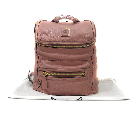 ������  ����