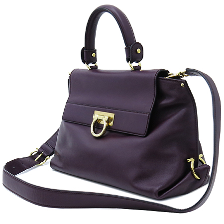 Ferragamo(��󰡸�) 21 A896 ���ǵ� ���� ����Ż ��ġ�� ����Ŭ ���Ǿ� ��Ʈ�� + �����Ʈ�� �̹���3 - ���̺��� �߰���ǰ