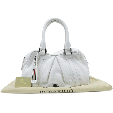 ������  �����