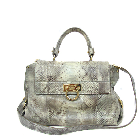 Ferragamo(��󰡸�) 21 B248 ���� �ΰ� ��� ���� ���Ǿ� 2WAY [��õ ������] �̹���2 - ���̺��� �߰���ǰ