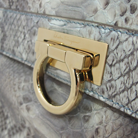 Ferragamo(��󰡸�) 21 B248 ���� �ΰ� ��� ���� ���Ǿ� 2WAY [��õ ������] �̹���4 - ���̺��� �߰���ǰ