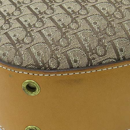 Dior(ũ����î���) �ΰ� ��� �ڰ��� ����� �̹���6 - ���̺��� �߰���ǰ