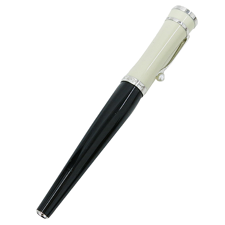 ������  ������