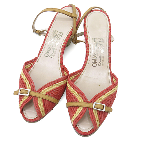 Ferragamo(��󰡸�) ������ �к긯 ������ ���� �̹���5 - ���̺��� �߰���ǰ