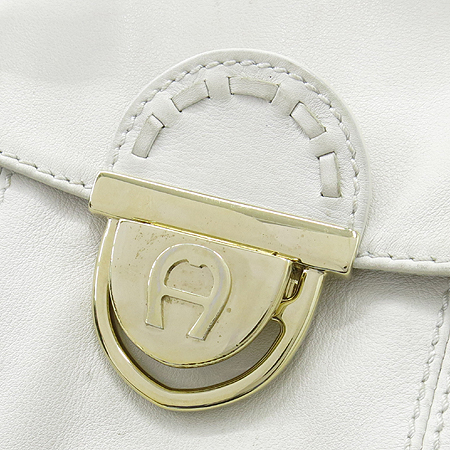 Aigner(���̱׳�) ���� ��Ŭ ��� ȭ��Ʈ �÷� ���� ��Ʈ�� �̹���4 - ���̺��� �߰���ǰ