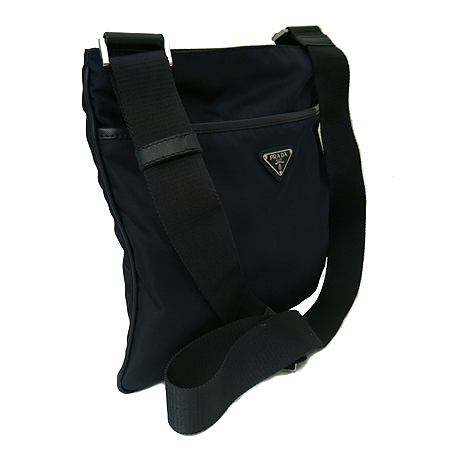 Prada(�����) VA053M ���̺� �к긯 �ﰢ �ΰ� ��� ũ�ν��� [�ϻ����] �̹���3 - ���̺��� �߰���ǰ