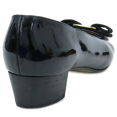 Ferragamo(��󰡸�) ���� ���̴�Ʈ ���� �ٶ� ��� ������ ���� �̹���4 - ���̺��� �߰���ǰ