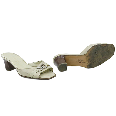 Ferragamo(��󰡸�) ������ ���� ���� ��ġ�� �ΰ� ��� ������ ���� �̹���2 - ���̺��� �߰���ǰ