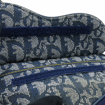 Dior(ũ����î���) �ΰ� �ڰ��� ���� �Ŀ�ġ �̹���4 - ���̺��� �߰���ǰ