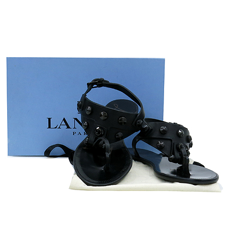 ����  ����