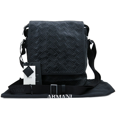 �Ƹ�����  ũ�ν���