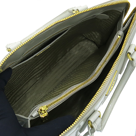 Prada(�����) BL0861 ��� �ΰ� SPAZZOLATO(����������) QUARZO �÷� ��Ʈ�� �̹���7 - ���̺��� �߰���ǰ