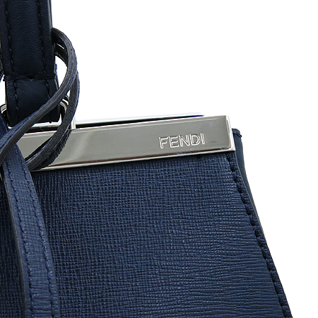 Fendi(���) 8BH272 P3D SHOPPING GRANDE VITELLO �߿��긣 ���̺񷹴� ����ΰ� ��Ʈ�� �̹���4 - ���̺��� �߰���ǰ