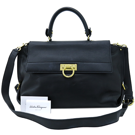 ��󰡸� ��ġ�� ���Ǿƹ� 