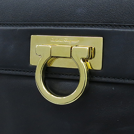 Ferragamo(��󰡸�) 21 A871 ���� ���� ���� ��ġ�� ��� ���Ǿ� 2-WAY �̹���4 - ���̺��� �߰���ǰ