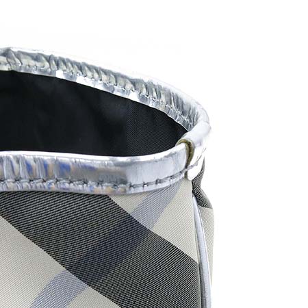 Burberry(������) �׷��� ��Ʈ üũ �ǹ� ��Ż�� ����� �̹���5 - ���̺��� �߰���ǰ