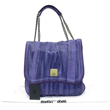 ������  �����