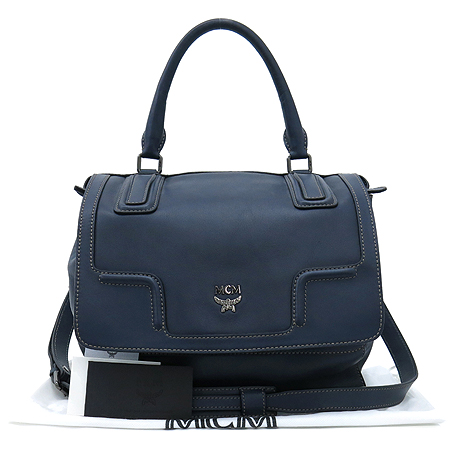 ������  �����