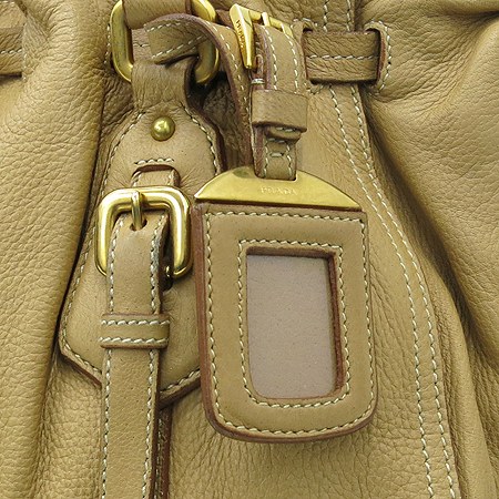 Prada(�����) BR3571 �ﰢ�ΰ� ������ ���� ���ָӴ� ����� �̹���4 - ���̺��� �߰���ǰ