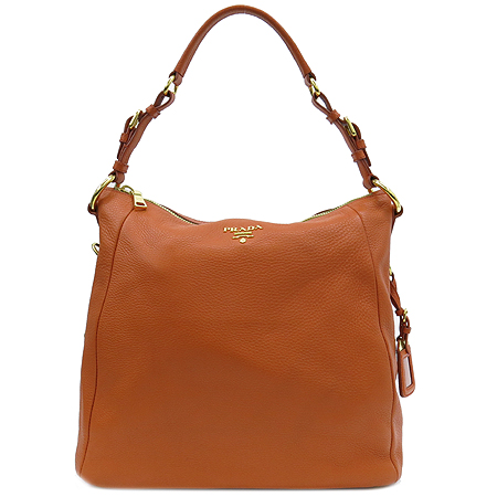 �����  �����