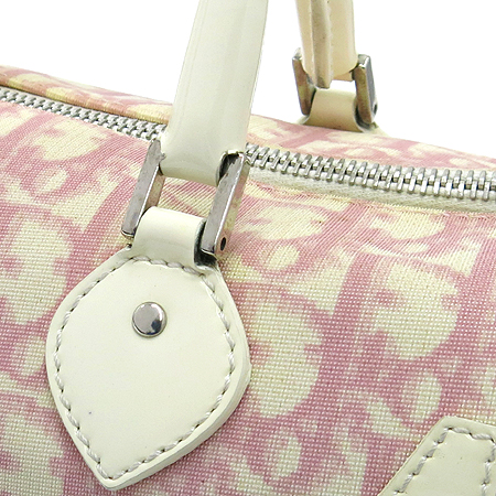 Dior(ũ����î���) ��ũ�ΰ� PVC ȭ��Ʈ �ֳ��� ȥ�� ��Ʈ�� �̹���4 - ���̺��� �߰���ǰ