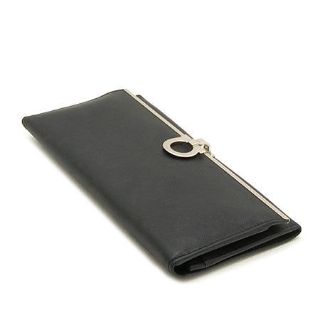 ��󰡸� ��ġ�� ������ 