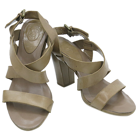 �ƽ�  ����