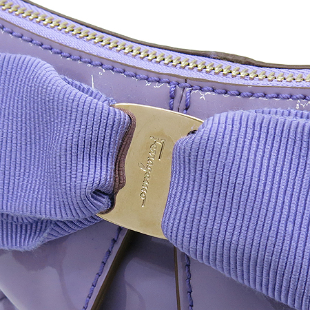 Ferragamo(��󰡸�) 21 B642 ���̴�Ʈ ���� �Ÿ� ���� �ٶ� ������� �̴� ũ�ν��� �̹���4 - ���̺��� �߰���ǰ