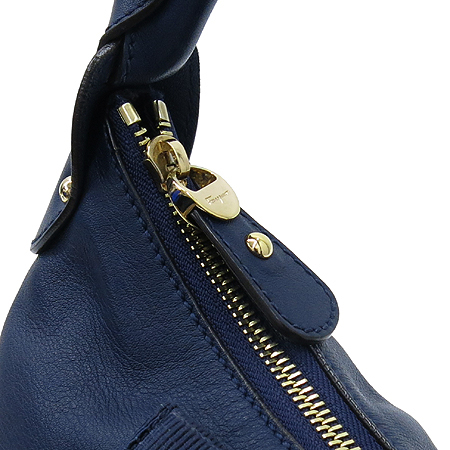 Ferragamo(��󰡸�) 21 B505 ��ũ���� ���� ���� �ٶ� ������� ȣ�� ����� �̹���5 - ���̺��� �߰���ǰ