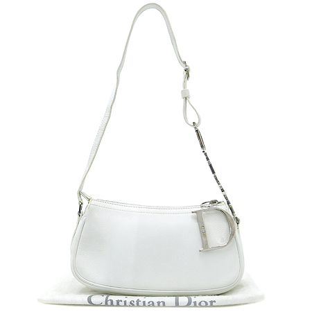 ���  �����