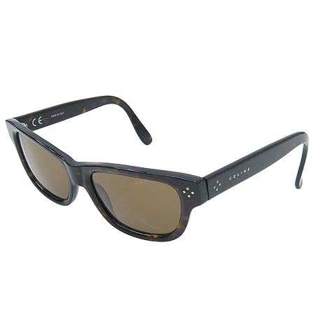 ������  ���۶�