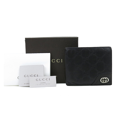 ����  ������