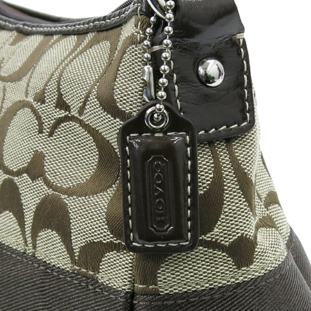 Coach(��ġ) �ñ׳��� �ڰ��� �Ŀ�ġ�� ����� �̹���3 - ���̺��� �߰���ǰ