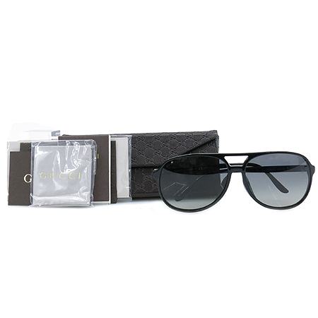 ����  ���۶�