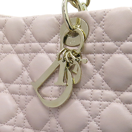 Dior(ũ����î���) CAL44956 DIOR SOFT(��ü���Ʈ) ��� ����Ų ���� ��� ü�� ����� �̹���4 - ���̺��� �߰���ǰ