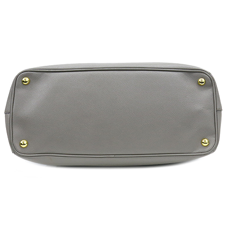 Prada(�����) BN1786 SAFFIANO LUX ARGILLA ���ǾƳ� ���� �׷��� ����ΰ� ��Ʈ�� �̹���5 - ���̺��� �߰���ǰ