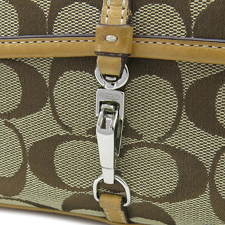 Coach(��ġ) �ñ׳��� �ڰ��� �̴� �Ŀ�ġ ����� �̹���3 - ���̺��� �߰���ǰ