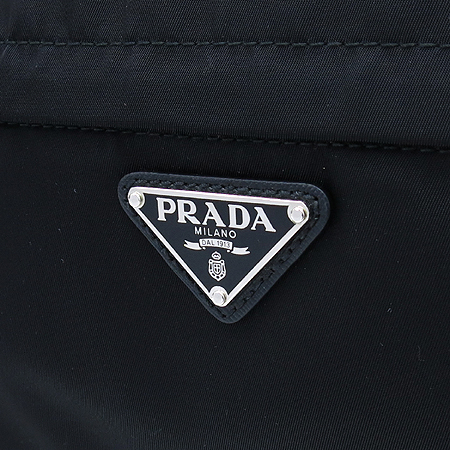 Prada(�����) VA0994 �ﰢ�ΰ� ���� �к긯 ����ũ ũ�ν��� �̹���4 - ���̺��� �߰���ǰ