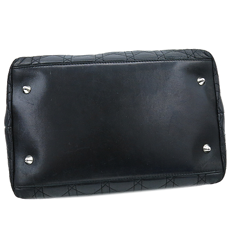 Dior(ũ����î���) �������� ��� ����ΰ� ��Ʈ�� �̹���4 - ���̺��� �߰���ǰ