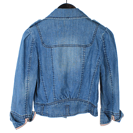 BANILA B(�ٴҶ��) û ���� �̹���3 - ���̺��� �߰���ǰ