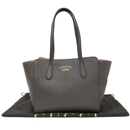 ����  �����