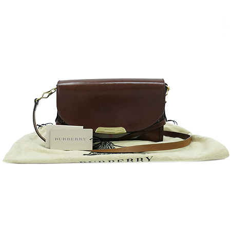 ������  �����