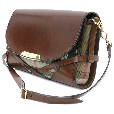 Burberry(������) 38420051 �긮�� �Ͽ콺 üũ ���� �ΰ� ��� ����� �̹���3 - ���̺��� �߰���ǰ