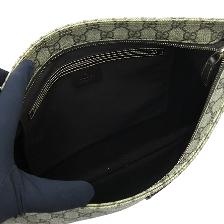 Gucci(����) 201446 GG �ΰ� PVC ũ�ν��� �̹���6 - ���̺��� �߰���ǰ